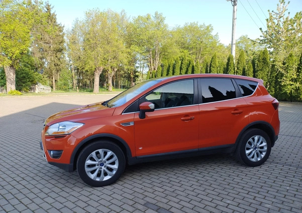 Ford Kuga cena 32700 przebieg: 198606, rok produkcji 2011 z Borne Sulinowo małe 326